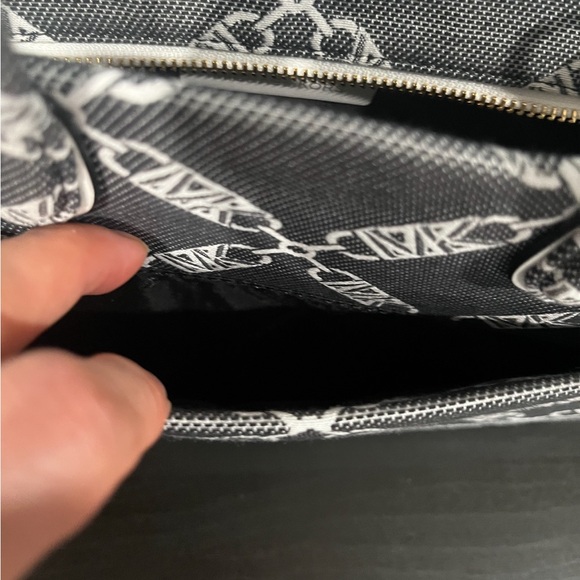 michael kors gigi small empire logo jacquard tote bag | color: black/white - Picture 7 of 8